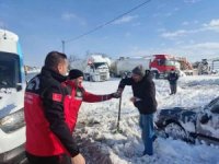 Sultangazi’de karla mücadele seferberliği