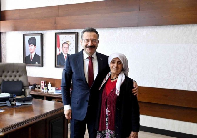 Aydın Valisi Aksoy’u duygulandıran ziyaret