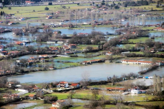 Burası ne deniz, ne göl, tütün tarlası