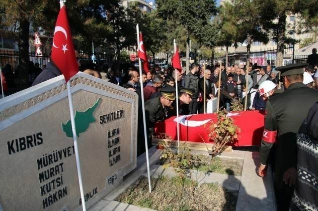 Üç ağabeyi Kıbrıs’ta, EOKA terör örgütünce şehit edilen Mustafa Necmi İlhan, TMT hakkındaki söylemleri eleştirdi