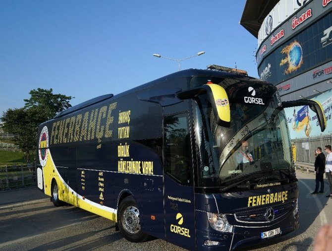 Trabzonspor Baskan Ahmet Agaoglu Camiay Fenerbahce Mac Onesi Uyard : Provokasyona Gelmeyelim