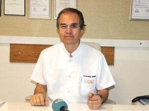 KBB Uzmanı Özdemir: "SES Kısıklığı 15 Günü Geçiyorsa Doktora Gitmeli"