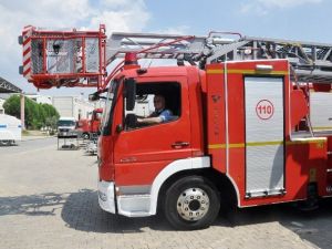 İzmir’den 35 Ülkeye İtfaiye Aracı İhraç Ediliyor