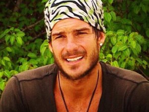 Survivor Hakan: “Adadan Getirdiğim Kumlarla Para Kazanıyorum”