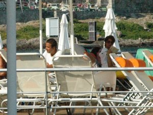 Emrah Bodrum’a Yerleşiyor