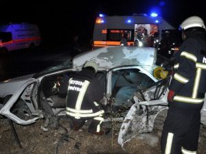 Didim’de Trafik Kazası: 1 Ölü, 2 Yaralı