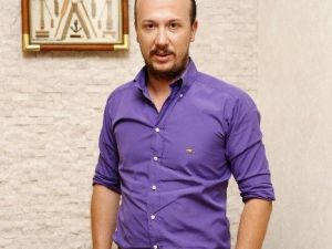 Türkler Manuelden Vazgeçemiyor