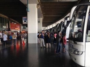 Otogarda Bayram Yoğunluğu Başladı