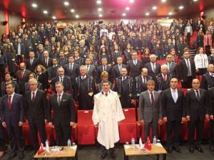 Kemerburgaz Üniversitesi Yeni Akademik Yıla Coşkulu Bir Açılış Töreniyle Başladı