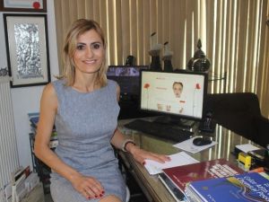 Prof. Dr. Şanlı’dan "Cildinizi Kış Aylarına Hazırlayın" Uyarısı"