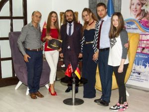 Alman Turizm Derneğinden Türk İşadamı Acıkök’e Ödül