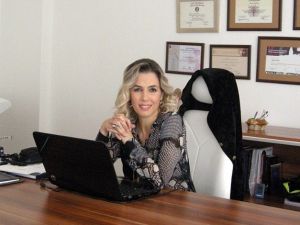 Karın Germe Ameliyatı İle Hamilelikten Korkmayın