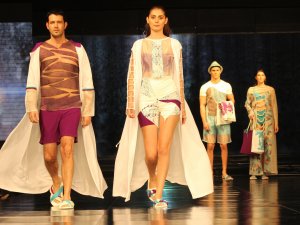 Şarkıcı Keremcem İlk Kez Modellik Yaptı