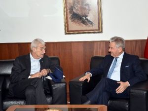 Boutaris: "Türkler Kardeşim, Avrupalılar Ortağım"