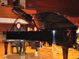 İzmir’de Fazıl Say Rüzgarı