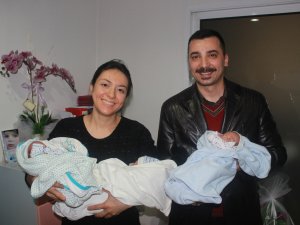 Aşılama Yöntemiyle Üçüz Bebek Sahibi Oldular