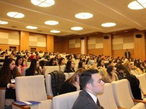 Hukukçu Adayları ’Hukukta Kariyer Forumu’nda Buluştu