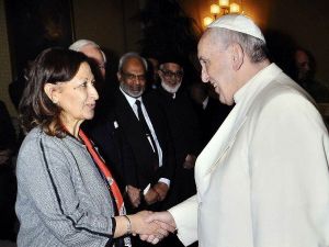 ABD’deki Din Eğitimi Derneği’nin İlk Kadın Müslüman Başkanı