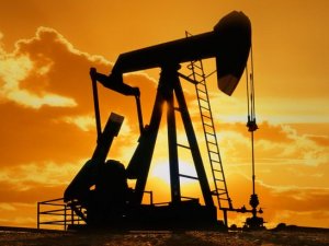 Petrol Son Yedi Ayın En Yükseğinde