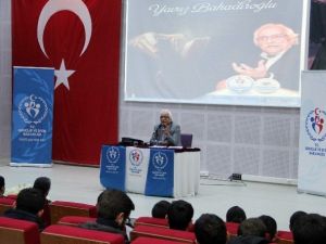 “Tarihi Sevdiren Adam” İkçü’de