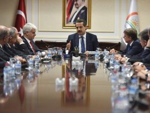 Bakan Çelik: “Tarımsal Destekleri Derli Toplu Hale Getireceğiz”