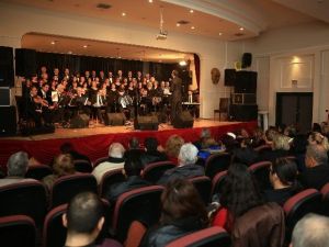 Buca’nın Dev Korosundan Dev Konser