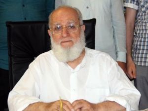 Büyüközer: “Tükettiğimiz Gıdalar Modernitenin Kıskacında”
