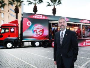 Vodafone “4Bucakg” Tır’ının İlk Durağı İzmir Oldu