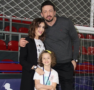 Hidayet Ve Eşi Banu Türkoğlu, Kızlarının Doğum Günününde Duygulandı