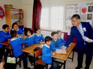 Vergi Dairesi Müdürü, Öğrencilere Verginin Önemini Anlattı