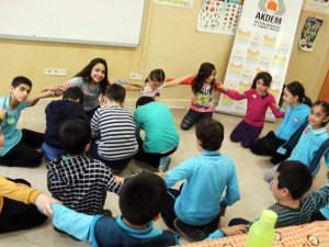 Çocuklara "Cinsel İstismar" Eğitimi