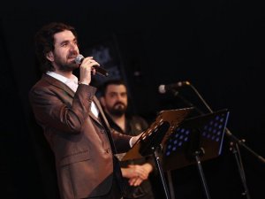 Serdar Tuncer’den Küçükçekmecelilere Şiir Ziyafeti