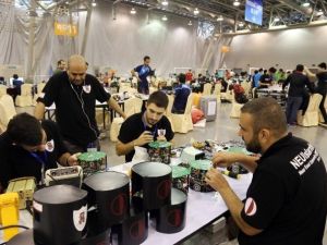 Yakın Dou Üniversitesi Robotları Dünya Kupası’nda