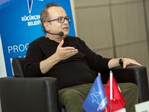 Oyuncu Kemal Kuruçay: ‘’Tiyatro Mesaj Vermeli, Sanatta Memuriyet Olmamalı’’