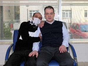 Kansere Karşı 14 Yıldır Konukevinde Mücadele Veriyor