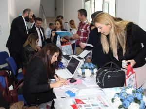 “5. Uluslararası Kıbrıs Eğitim Araştırmaları Konferansı” Girne Üniversitesi’nde Başladı