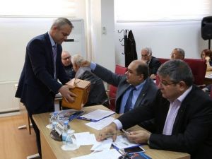 Efeler Belediye Meclisi’nde Seçim Yapıldı