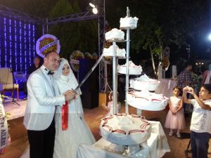 Genç Avukat Yunus Emre Erdem Bekarlığa Veda Etti