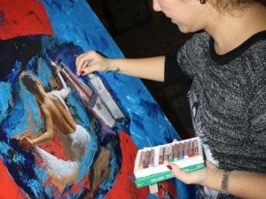 Burcu Salman: "Resim Yapmak, İnsana Sayısız Fayda Sağlar"