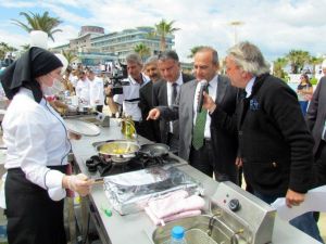 Çeşme’de Genç Şefler Yarıştı