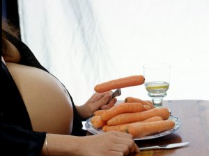 Hamilelere Yaz Ayında Beslenme Önerileri
