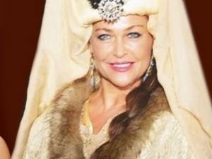 Hülya Avşar’ın Kösem Macerası 30. Bölümde Bitiyor