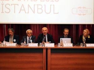 Fatih Sultan Mehmet Üniversitesi’nde ’Vakıf Ve Sivil Toplum’ Paneli Yapıldı