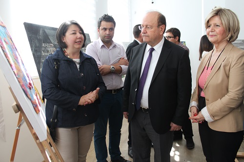 Yerli ve Yabancı Ressamların Eserleri Efeler’de Sergilendi