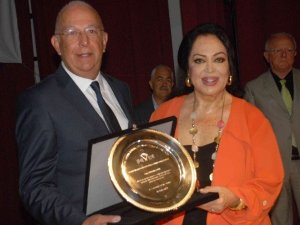 Türkan Şoray’a ’Yaşam Boyu Kültür Ve Sanata Katkı’ Ödülü Verildi