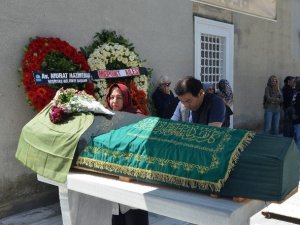 Oya Aydoğan Son Yolculuğuna Uğurlanıyor