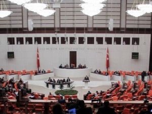 Memur Emeklilerine Ek Ödeme Sağlayacak Tasarı Meclise Gönderildi