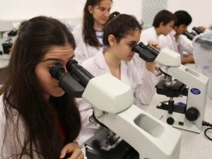 İstanbul Aydın Üniversitesi’nden Lise Yaz Okulu