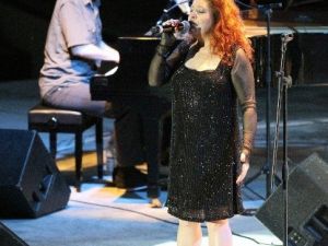 İzmir’de Nazım Ve Brecht Buluşması