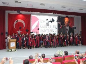 İkçu Su Ürünleri Mühendisliği İlk Mezunlarını Verdi